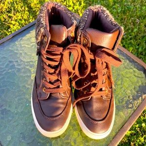 Women’s brown bootie